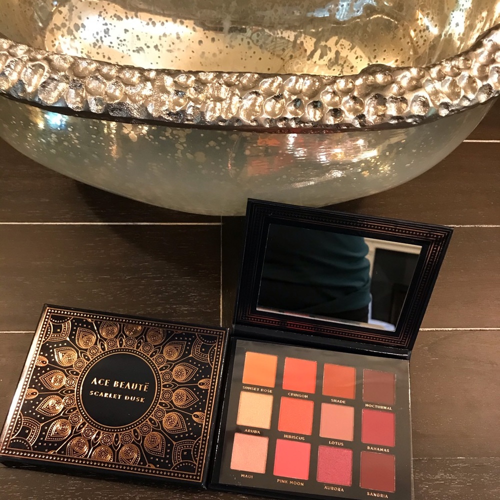 🎉HP 5/19 🎉 NIB Ace Beaute Scarlet Dusk Palette - Picture 3 of 9